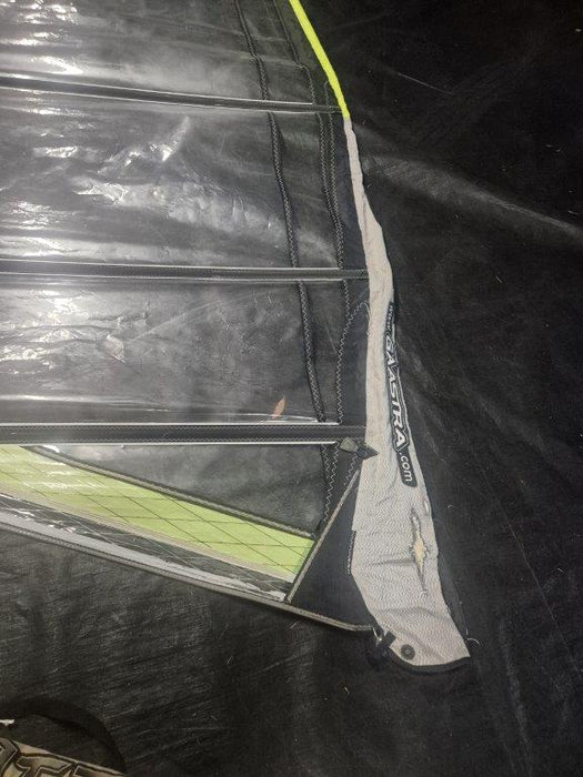 Mainsail Windsurfer #NAE-002