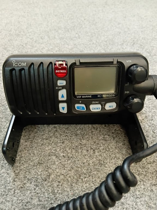 ICOM VHF Radio (New)  #RFE-015