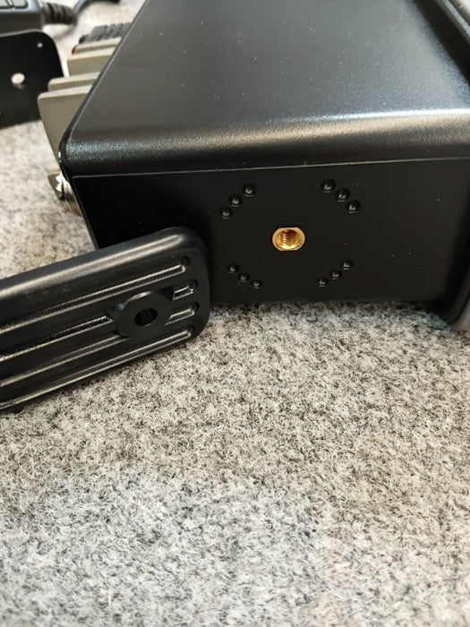 ICOM VHF Radio (New)  #RFE-015