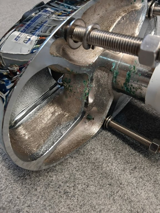 Muir VRC2500 Hydraulic Windlass (New)  #RFE-027