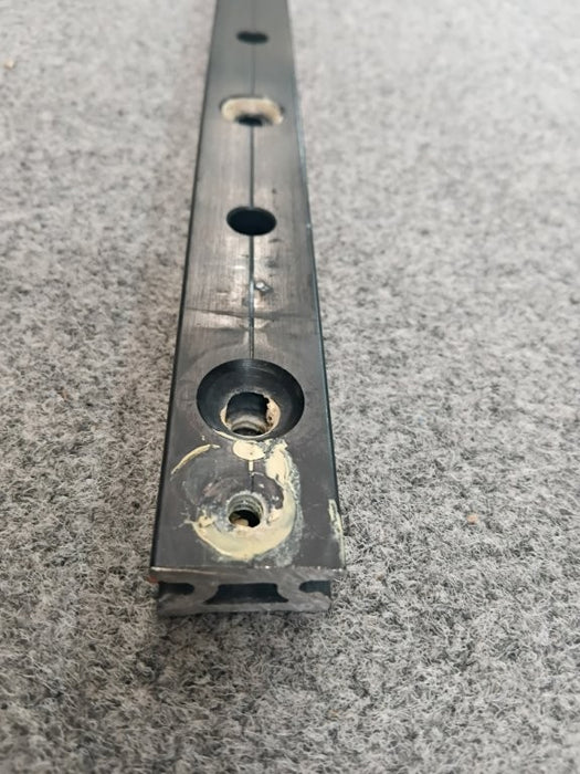 1.75m x 27mm Low-beam Pinstop Track #MTI-014