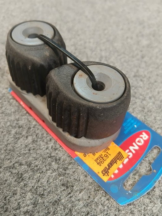 Ronstan C-Cleat Large  #JNO-001