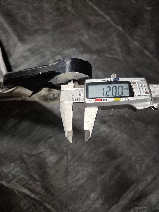 Digital caliper measurement