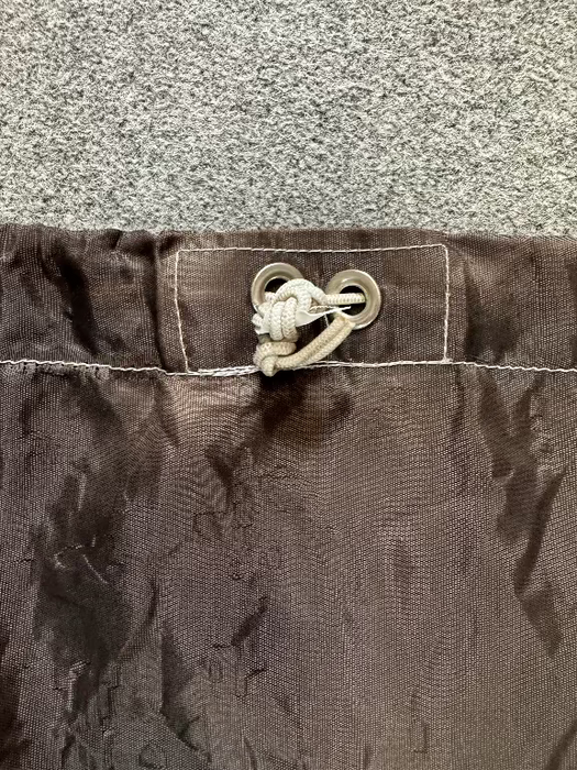 grey drawstring sail bag